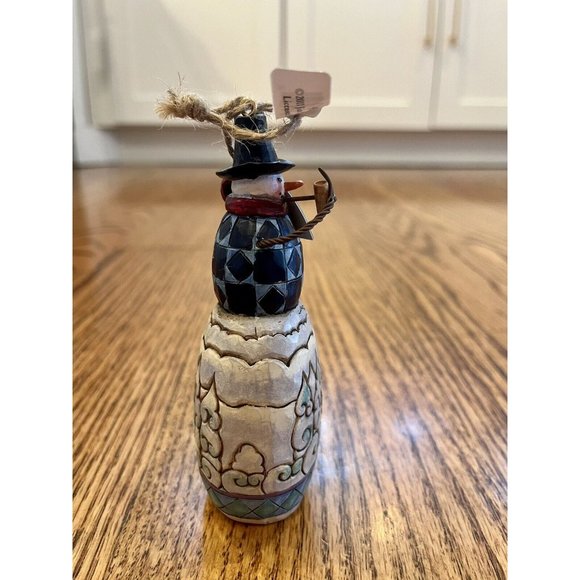 Jim Shore Snowman 2011 with Winter Scene Ornament Christmas Figurine #4023469 - Picture 4 of 10